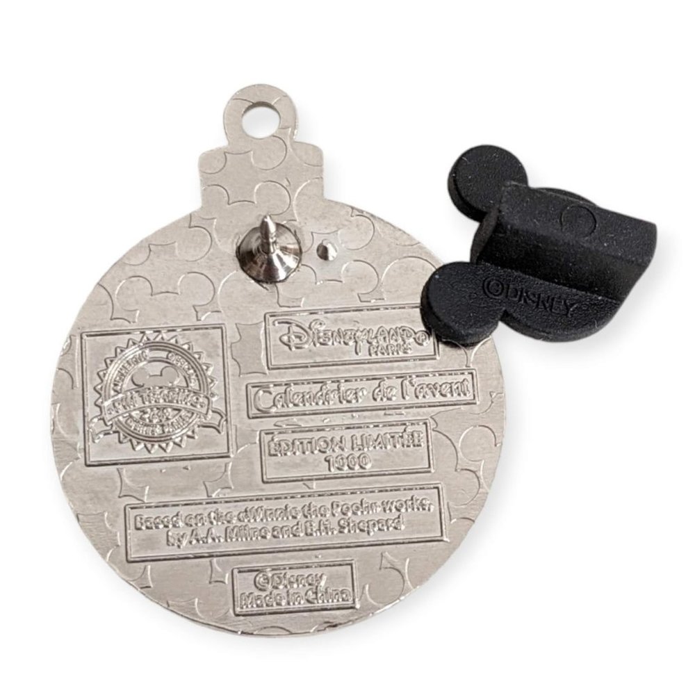 Winnie the Pooh Disney Advent Pin: Piglet Christmas Ornament - Picture 3 of 4